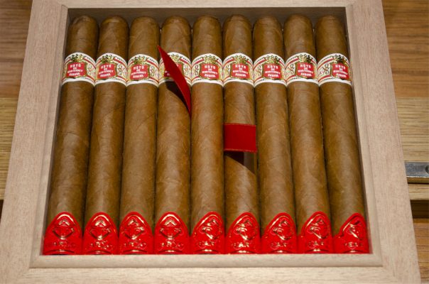 Hoyo de Monterrey Primaveras Habanos Cigars Year of the Ox 1